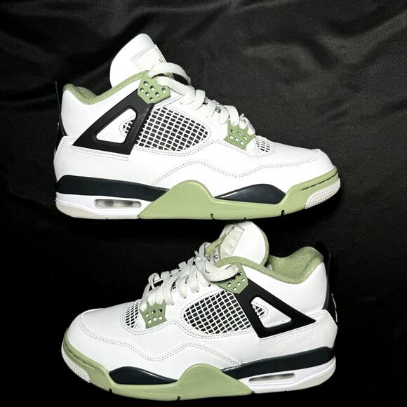 Size 10 - Wmns Air Jordan 4 Retro Seafoam Women's Shoes - Picture 2 of 9